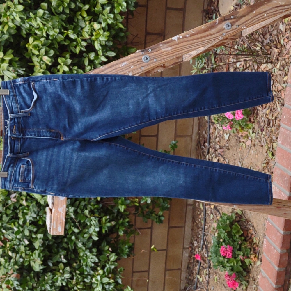 University Thread Dark Wash Skinny Jeans 4 S